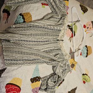 rewind XL off shoulder long sleeve